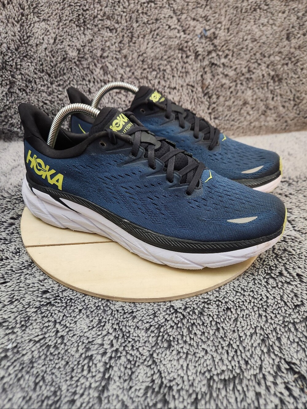 Hoka One One Clifton 8 Running Shoes Men's Size 9.5